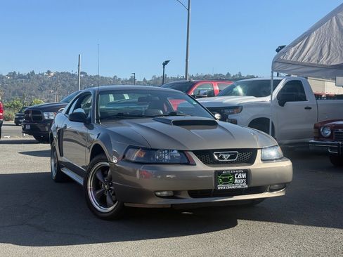 Used 2001 Ford Mustang GT image 4