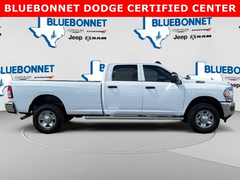 Used 2024 RAM 2500 Tradesman w/ Chrome Appearance Group AWD/4WD image 4