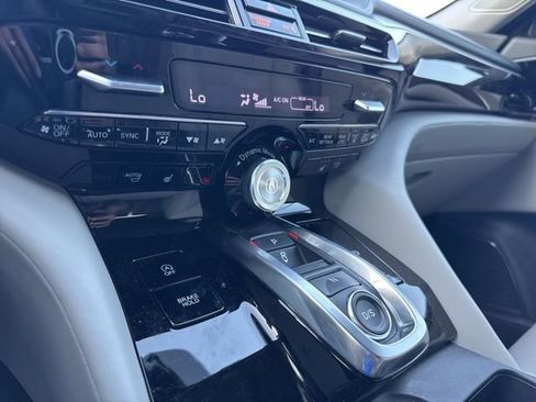 Used 2024 Acura MDX FWD w/ Technology Package image 17