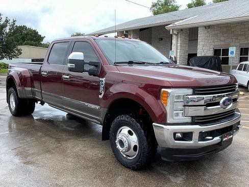 Used 2017 Ford F350 King Ranch w/ King Ranch Ultimate Package AWD/4WD image 2