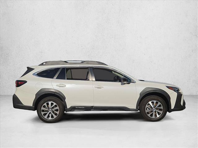 Used 2023 Subaru Outback Premium AWD/4WD image 4