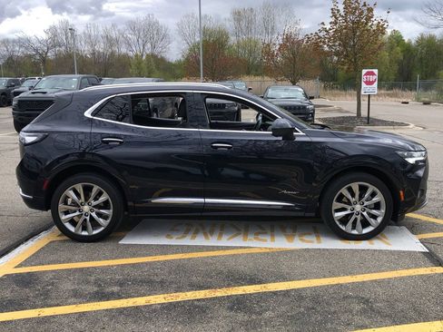 Used 2021 Buick Envision Avenir w/ Technology Package II AWD/4WD image 9