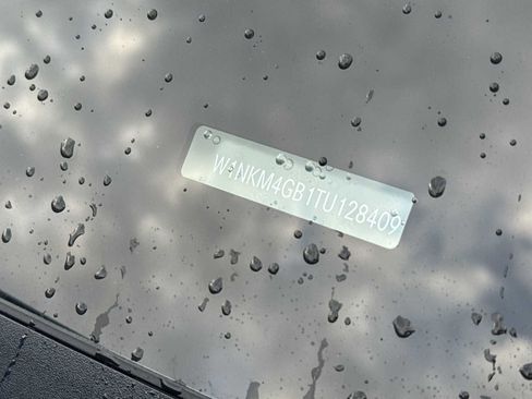 New 2026 Mercedes-Benz GLC 300 image 28