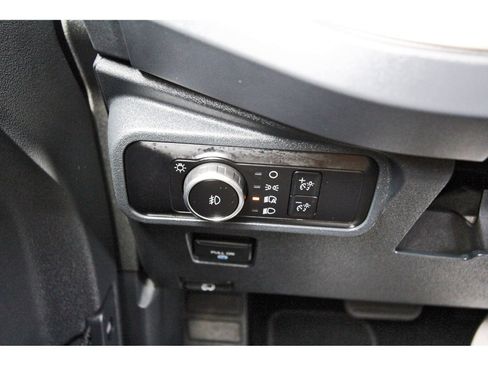 Used 2025 Ford Bronco Outer Banks AWD/4WD image 18