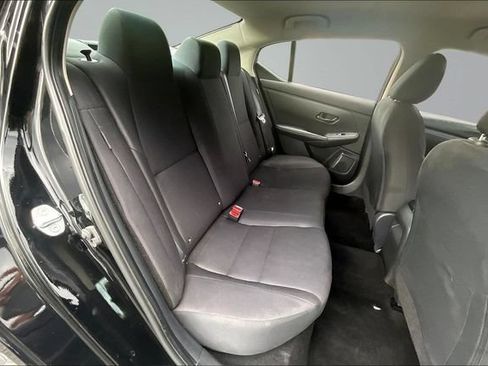 Used 2024 Nissan Sentra S FWD image 23