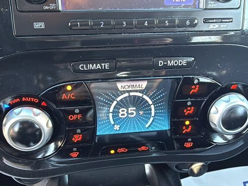 Used 2013 Nissan Juke SV image 15