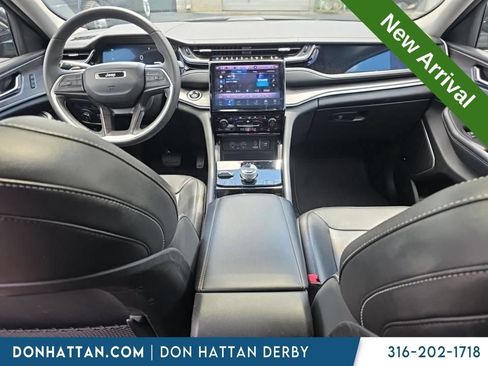 Used 2022 Jeep Grand Cherokee Limited 4xe w/ Luxury Tech Group II AWD/4WD image 9
