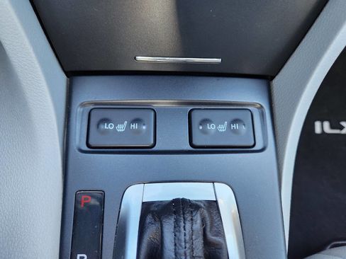 Used 2016 Acura ILX image 23