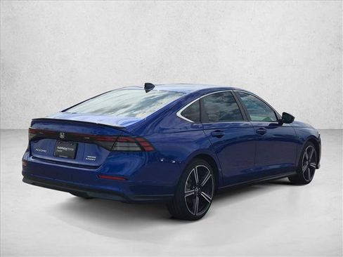 Used 2023 Honda Accord Sport image 5