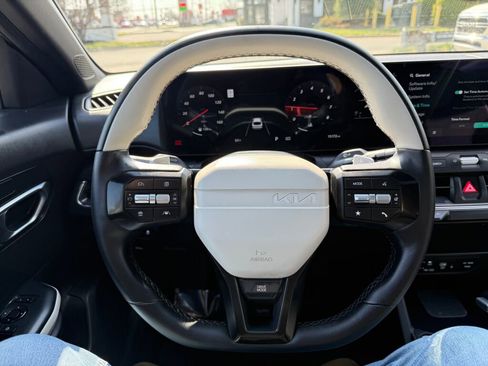 Used 2025 Kia K4 GT-Line w/ GT-Line Sunroof Package image 13