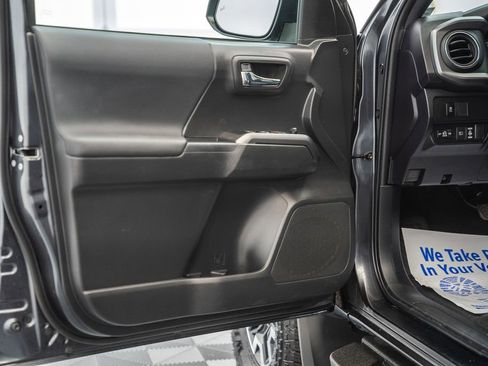 Used 2023 Toyota Tacoma TRD Off-Road w/ Technology Package image 40