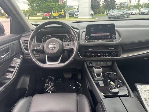 Used 2024 Nissan Rogue SV w/ SV Premium Package AWD/4WD image 27