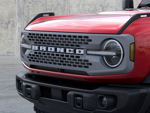 New 2025 Ford Bronco Badlands image 19