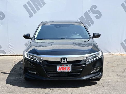 Used 2018 Honda Accord EX image 2