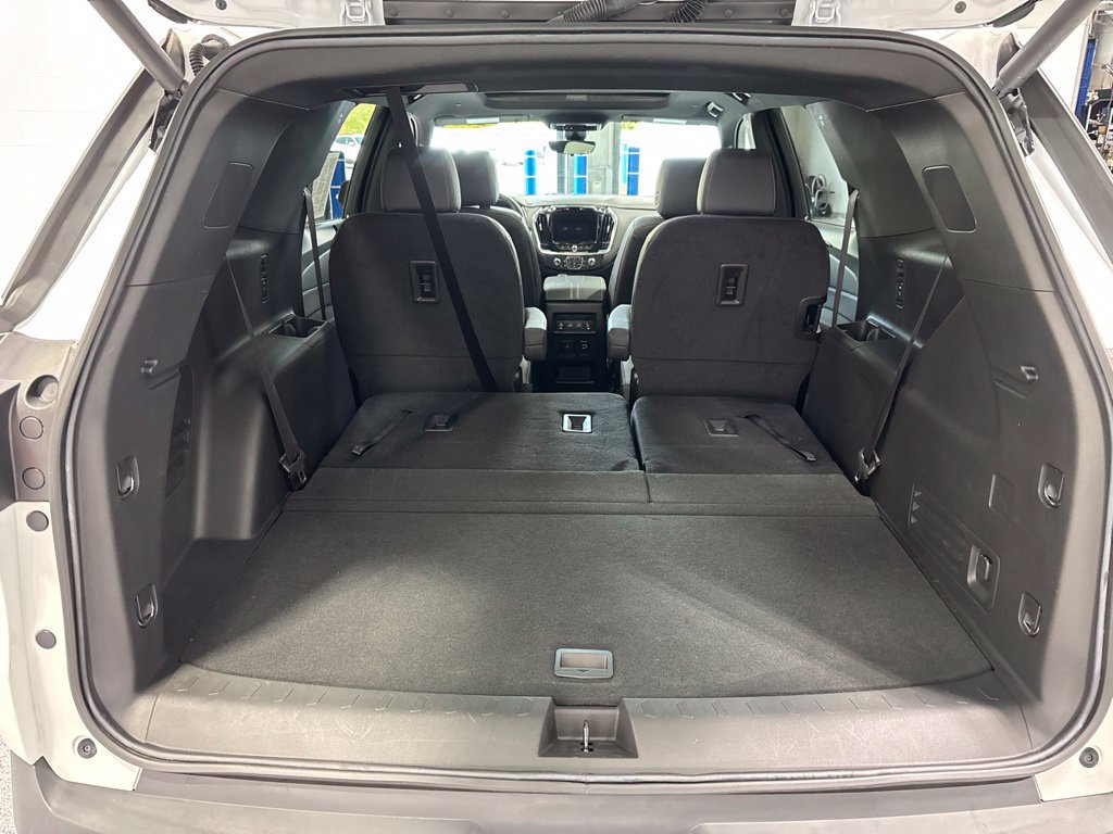 Used 2023 Chevrolet Traverse LT w/ LT Premium Package AWD/4WD image 53