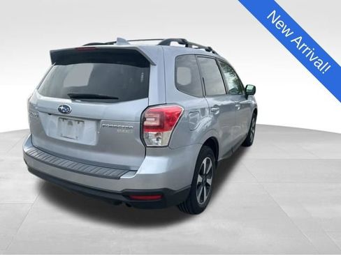 Used 2017 Subaru Forester 2.5i Premium w/ Popular Package #2A image 7