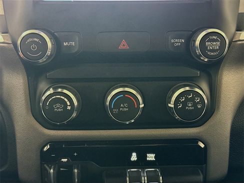 Used 2024 RAM 2500 Big Horn w/ Bed Utility Group image 15