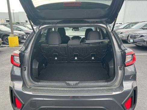 Used 2024 Subaru Crosstrek 2.0i Premium image 10