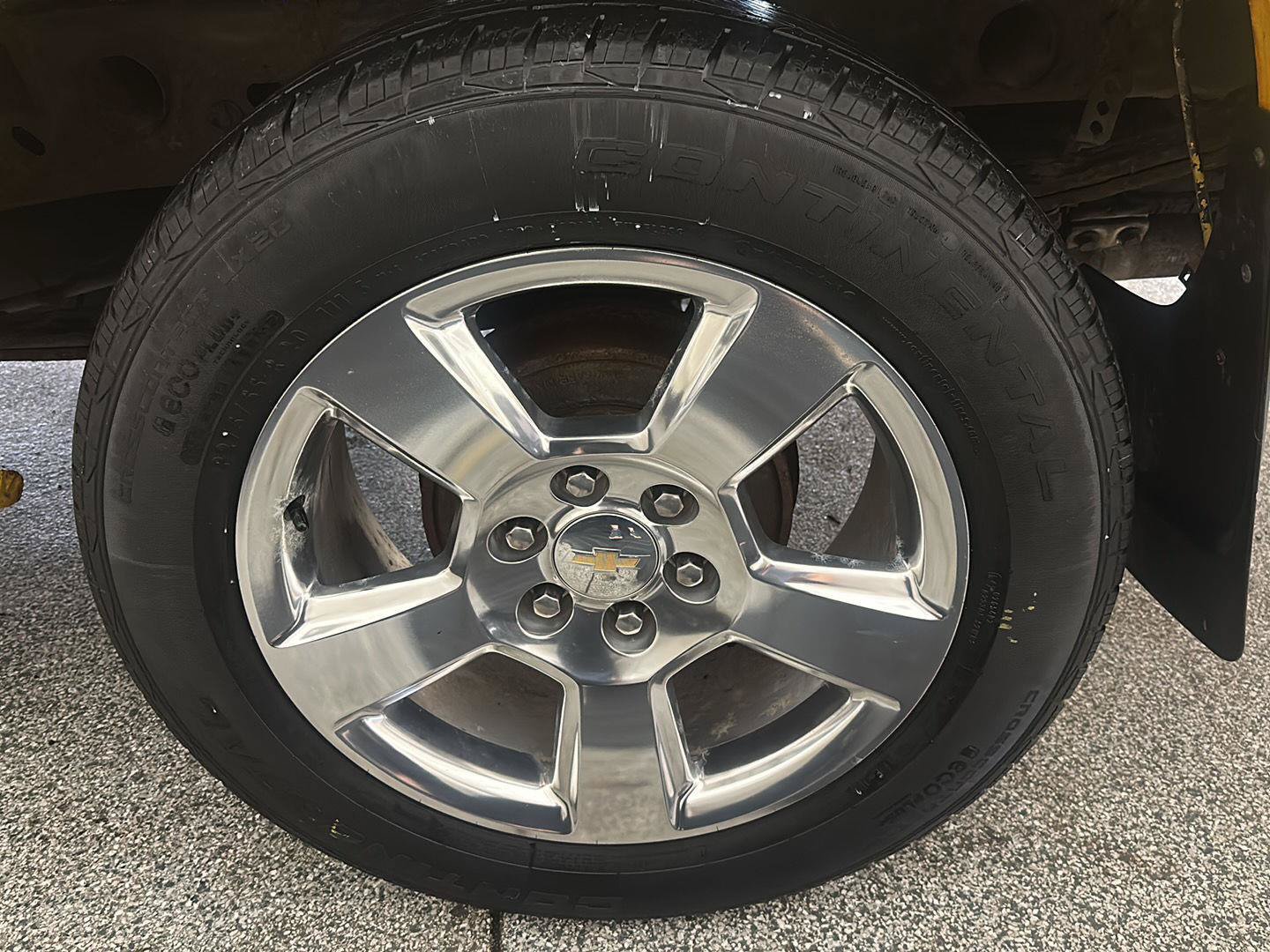 Used 2005 Chevrolet Silverado 1500 LT w/ Light Duty Power Package AWD/4WD image 11