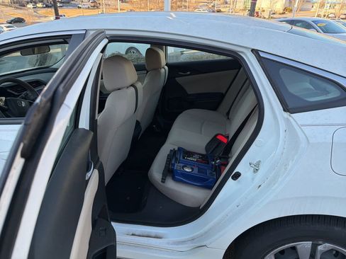 Used 2018 Honda Civic LX image 15