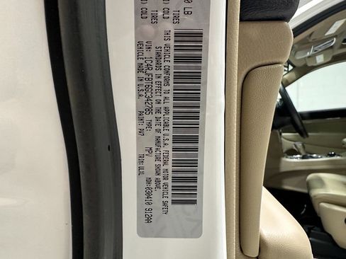 Used 2016 Jeep Grand Cherokee Limited image 28