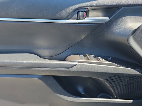 Used 2023 Toyota Camry SE image 21