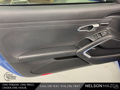 Used 2014 Porsche 911 Carrera S RWD image 17