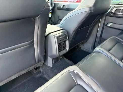 New 2026 Ford Bronco Outer Banks w/ Sasquatch Package AWD/4WD image 8