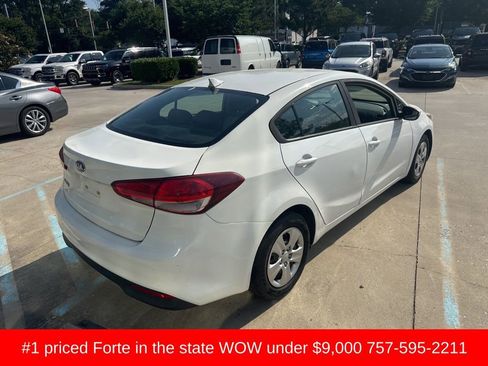 Used 2018 Kia Forte LX FWD image 5