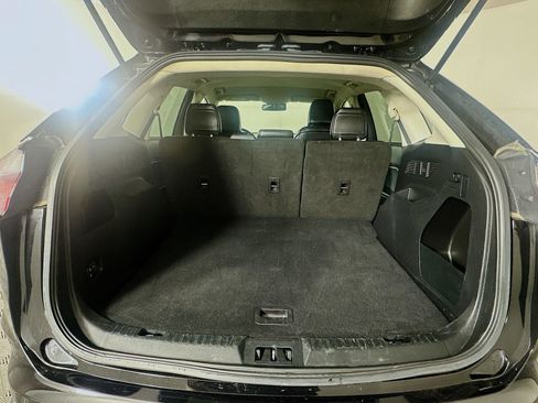 Used 2023 Ford Edge SEL image 27