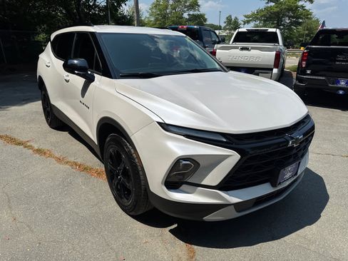 New 2025 Chevrolet Blazer LT w/ Midnight/Sport Edition image 8