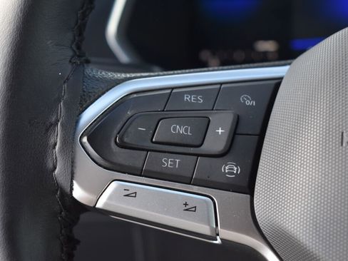 Used 2022 Volkswagen Tiguan S image 18