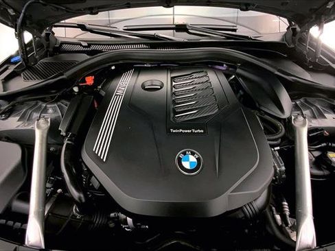 Certified 2022 BMW 540i xDrive 540i xDrive w/ M Sport Package image 9