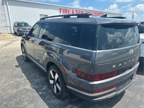 Used 2025 Hyundai Santa Fe Limited FWD image 5