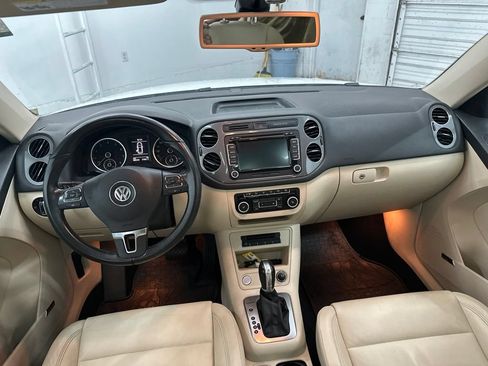 Used 2012 Volkswagen Tiguan S AWD/4WD image 22