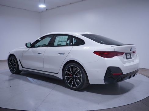 New 2026 BMW 430i w/ M Sport Package image 3