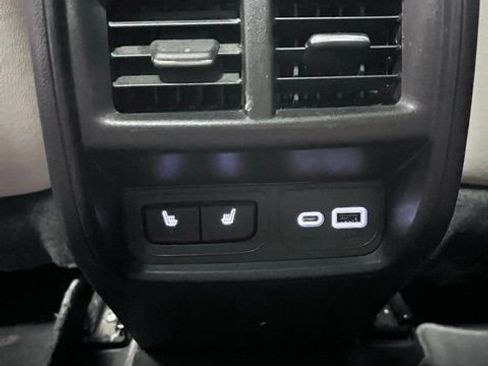 Used 2021 Cadillac XT4 Sport FWD image 30