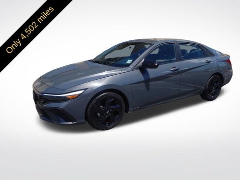 Used 2026 Hyundai Elantra Sport FWD image 2