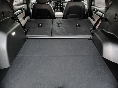 New 2026 GMC Terrain Elevation w/ Elevation Premium Package image 7