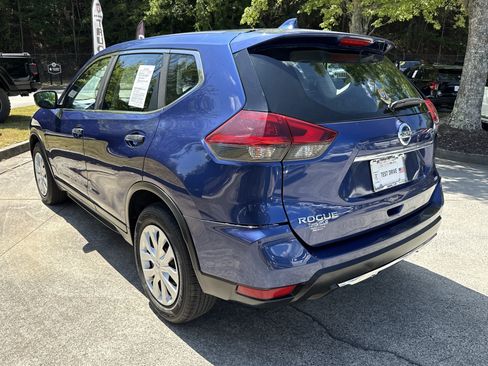 Used 2020 Nissan Rogue S AWD/4WD image 5