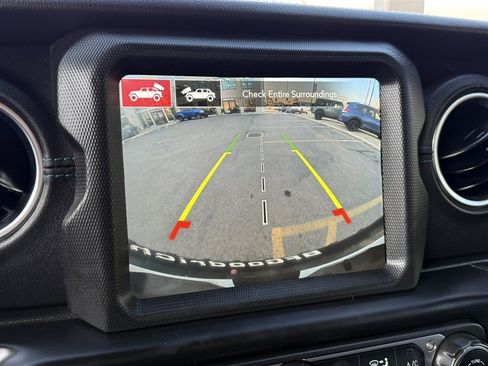 Used 2023 Jeep Wrangler Unlimited Rubicon 4xe w/ Steel Bumper Group image 40