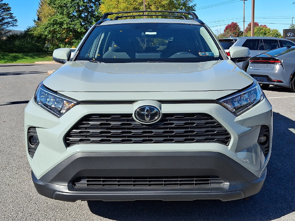 Used 2021 Toyota RAV4 XLE w/ Convenience Package AWD/4WD image 4