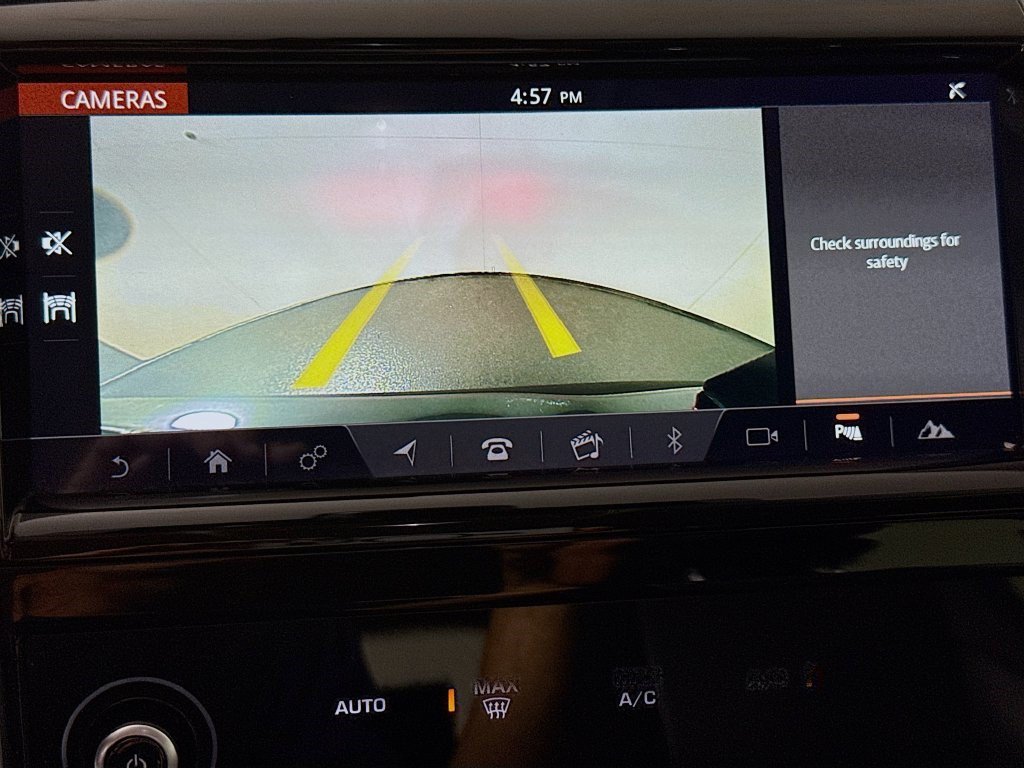 Used 2020 Land Rover Discovery Sport S AWD/4WD image 18