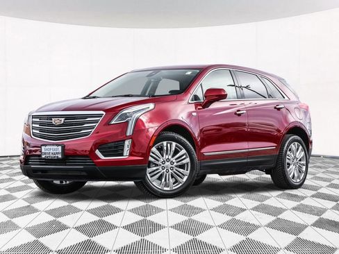 Used 2018 Cadillac XT5 Premium Luxury image 2