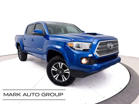Used 2016 Toyota Tacoma TRD Sport AWD/4WD image 1