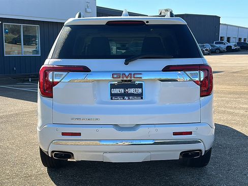 Used 2023 GMC Acadia Denali w/ Denali Ultimate Package image 7