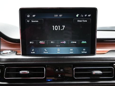Used 2022 Lincoln Aviator Reserve w/ Equipment Group 201A AWD/4WD image 34