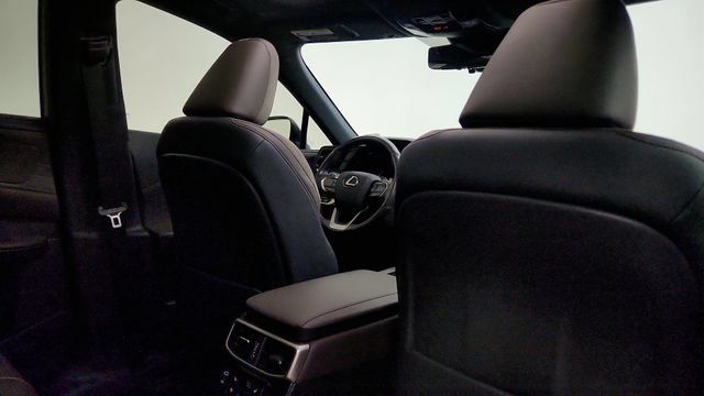 Used 2024 Lexus RX 350 FWD w/ Convenience Package image 40
