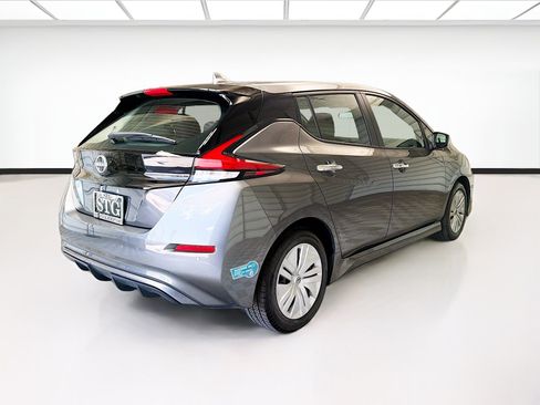 Used 2025 Nissan Leaf S FWD image 4
