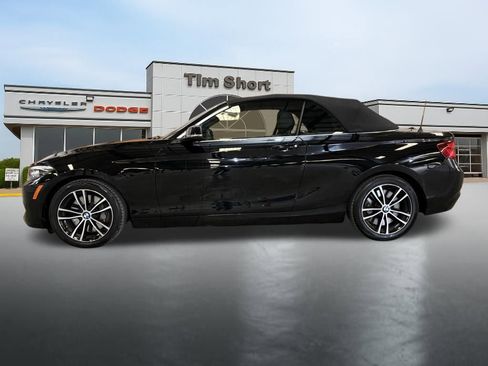 Used 2021 BMW 230i xDrive Convertible w/ Premium Package image 2